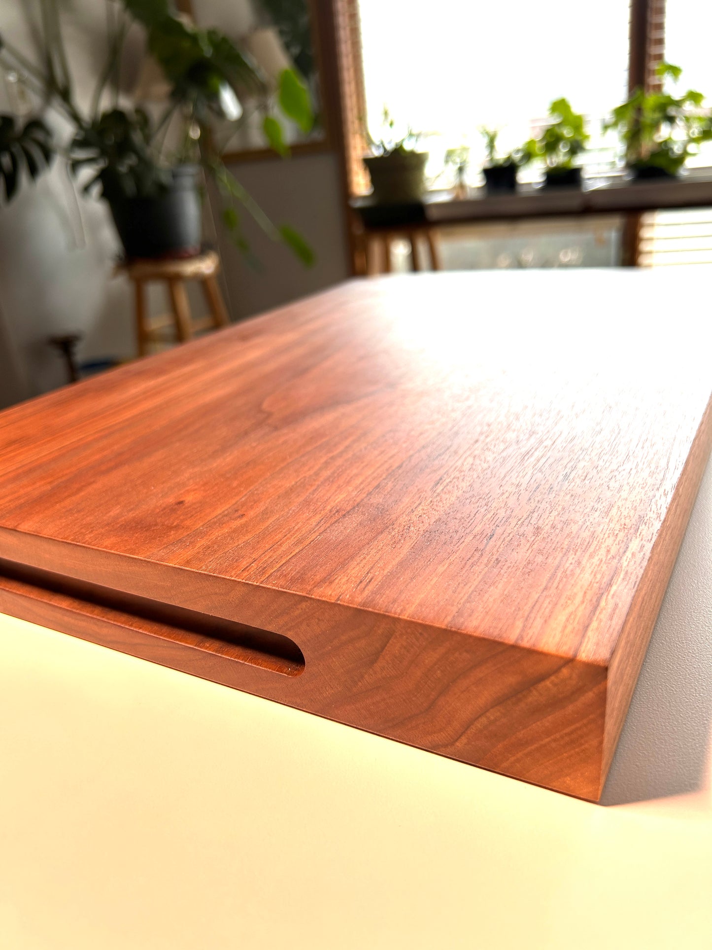 Solid One-Piece Black Walnut Cutting Board – 1.5” Thick, No Glue
